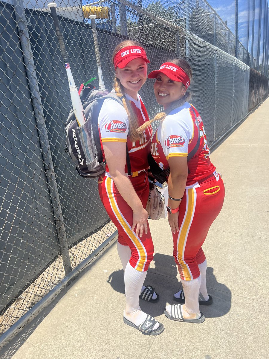 richvidal1's tweet photo. @raisingcanes @GameReadyEnt @jocylyn_v @Collette__A16 summer league sponsored by Raising Canes ! 🐔 https://t.co/IAD6l7qHDA