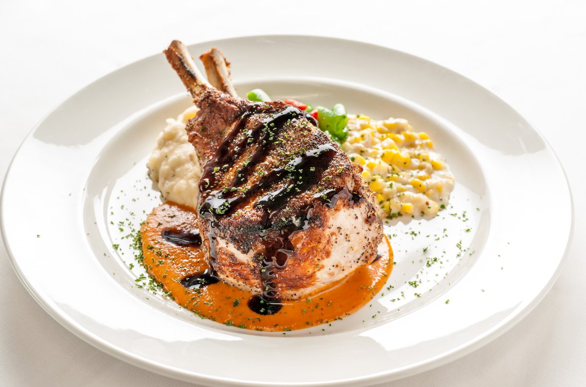 SilverFoxSteak's tweet photo. Once you've had our Prime Double-Cut Pork Chop, no other pork chop will ever compare. https://t.co/shLzqHq0pf