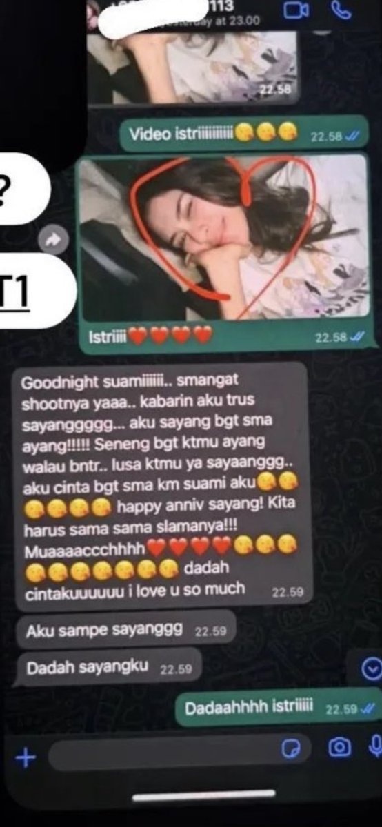 poliberita's tweet photo. Diduga chat selingkuh Syahnaz Sadiqah dan Rendy Kjaernett, panggil suami istri sayang🤢🤢
#LagiLagiTenis https://t.co/FVefBXnMUh