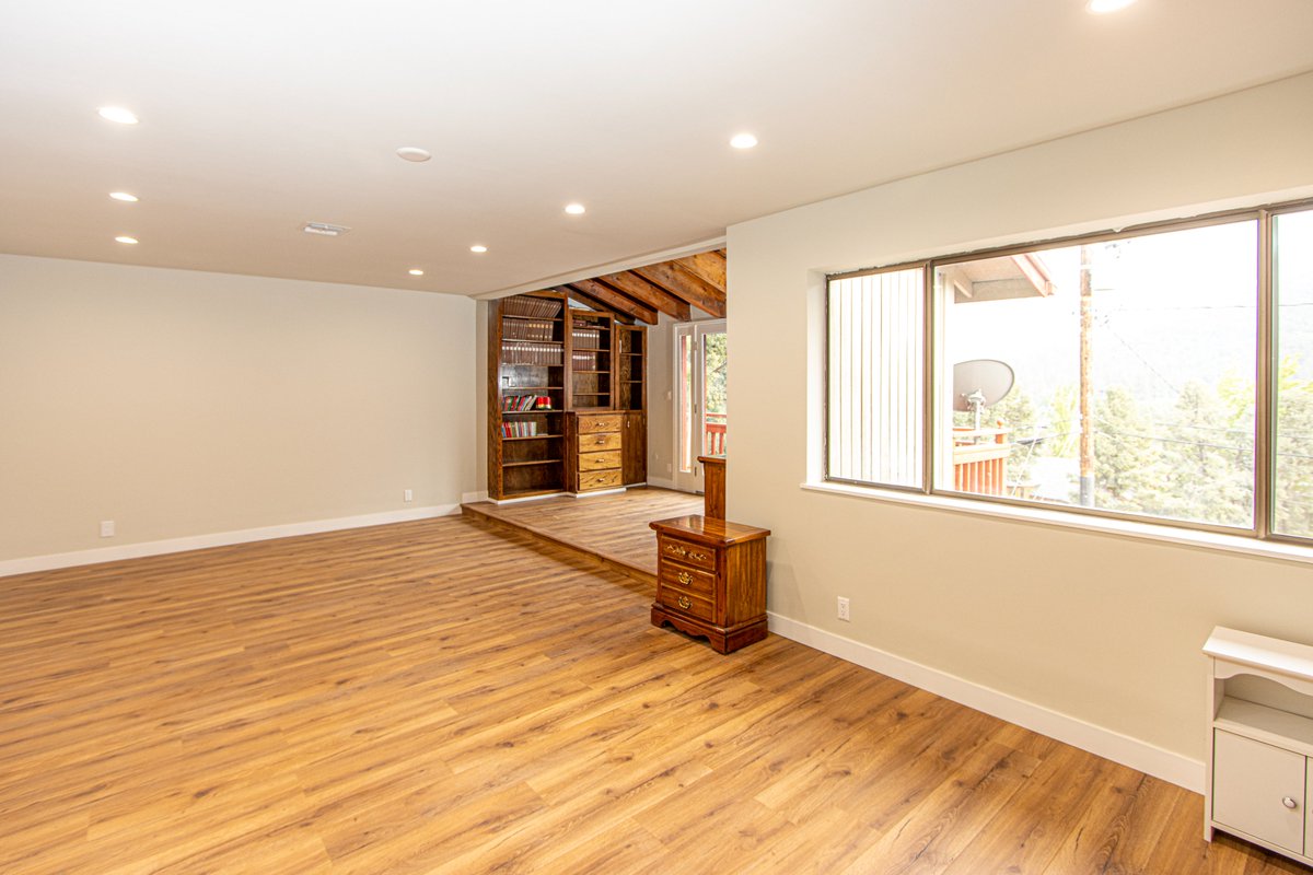 PictureComplete's tweet photo. "Today is your day! Your mountain is waiting, So…get on your way!" – #DrSeuss
https://t.co/YcsumMqBbz
#thecompletepicture #realestatephotography #realestatephotographer 
https://t.co/8R05edHjC1
#lospadresnationalforest https://t.co/TXO1YFPVgy
