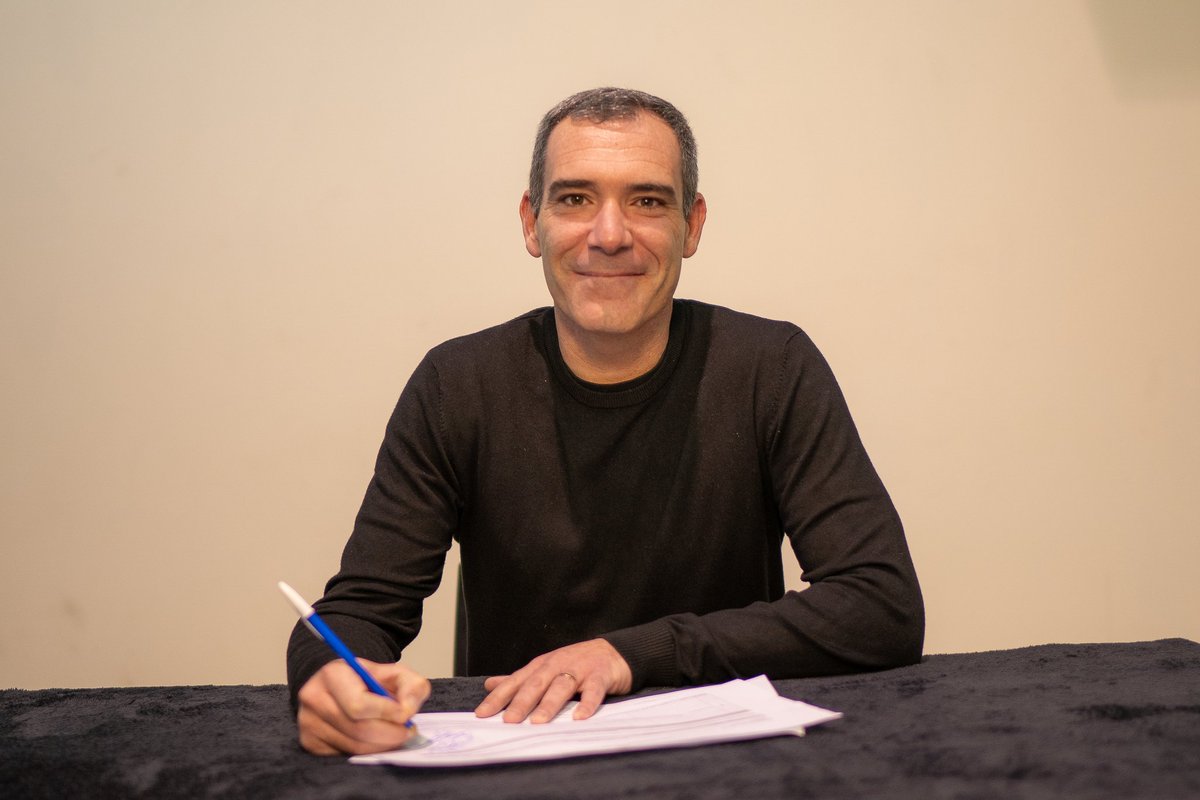 Es un día muy especial: quiero contarles que hoy firmé como candidato a Concejal dentro de Juntos por el Cambio. 
Con el compromiso de siempre, seguiré trabajando para que la ciudad siga creciendo y mejorar la calidad de vida de los vecinos.