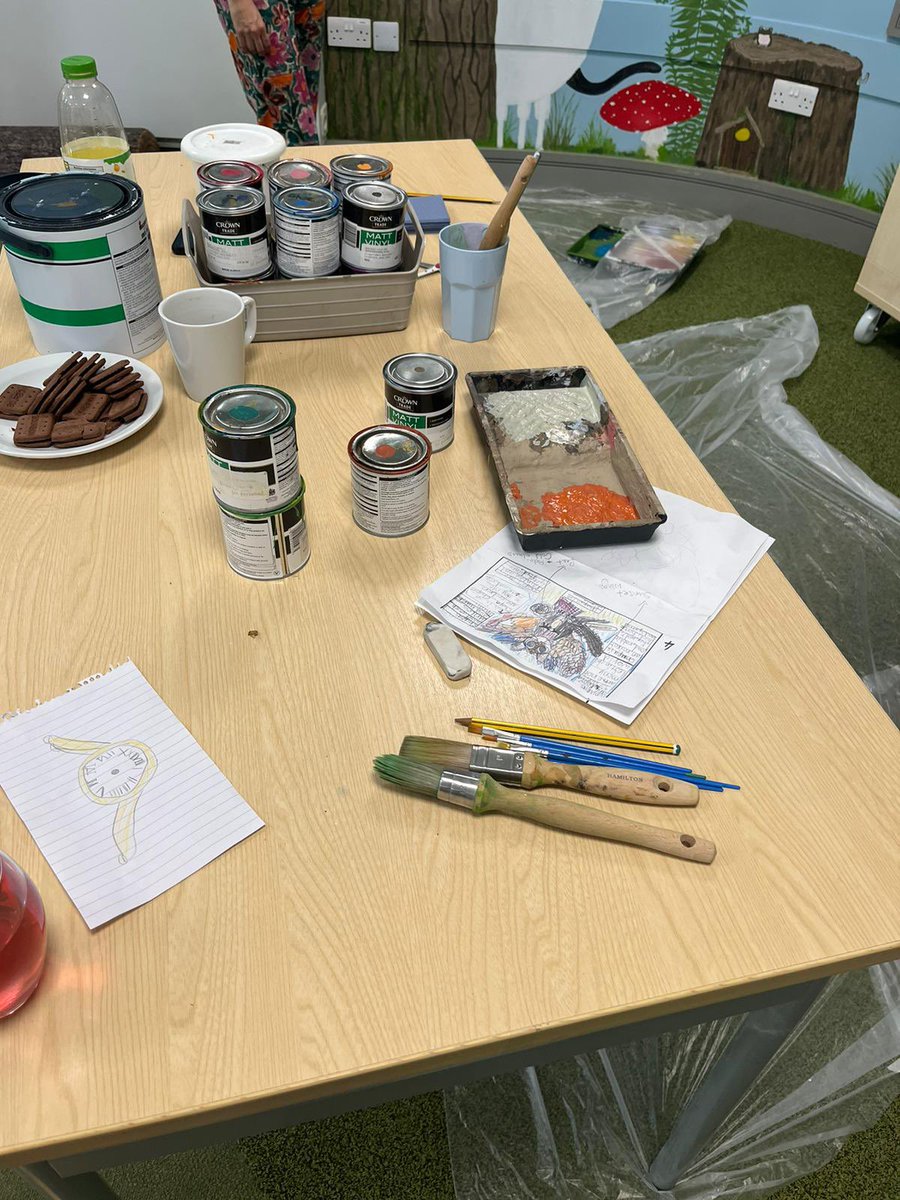 LeysFarm's tweet photo. Congratulations to our Year 4 winner of the Ashby Children’s Library 📚Woodland Character Competition. Helping to paint the character today with local artist, Rebecca Ellis, ready for the opening on Saturday 1st July, 10am to 11am. @WordsCount @RebeccaEllis #lfjspshe #lfjsart https://t.co/5k8F0fzeAC
