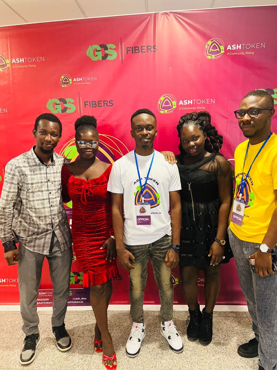 LadySmartsWorld's tweet photo. It was a nice day.
Filled with fun and education, coupled with some beautiful awards.
With my bosses
@krypto_nite101
@admheartwill
@The_Investorr
Thanks for having us @AshToken
#ashtokengh
#ladysmart #ladysmartsworld https://t.co/FGFLL92dx3