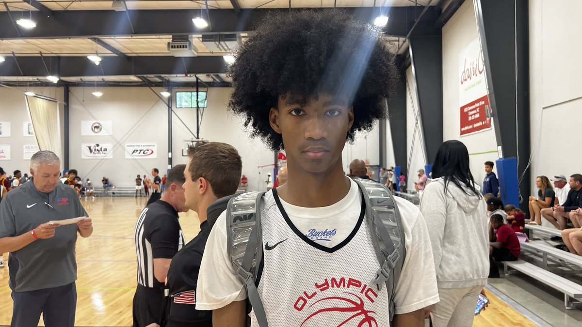 DeAjaiDawkins30's tweet photo. One of Charlotte’s biggest stock risers over the calendar year, 2024 Kameron Taylor (Olympic) continues to show his appeal as a versatile, rebounding wing with the ability to hit shots from beyond 15 feet. 

Offers: Chicago State, UNC Greensboro, Radford https://t.co/dfIsd22tOj