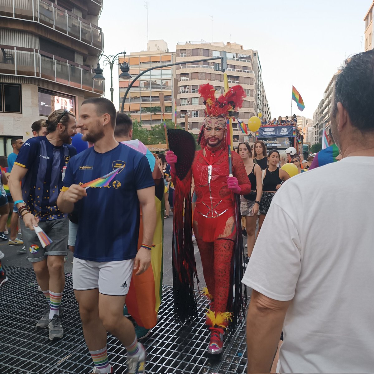 alycia_el's tweet photo. #PrideMonth2023 #OrgulloLGBTI #OrgulloLGBTIQ #OrgulloValencia
#Valencia #pride2023 https://t.co/2gBvXGJY70