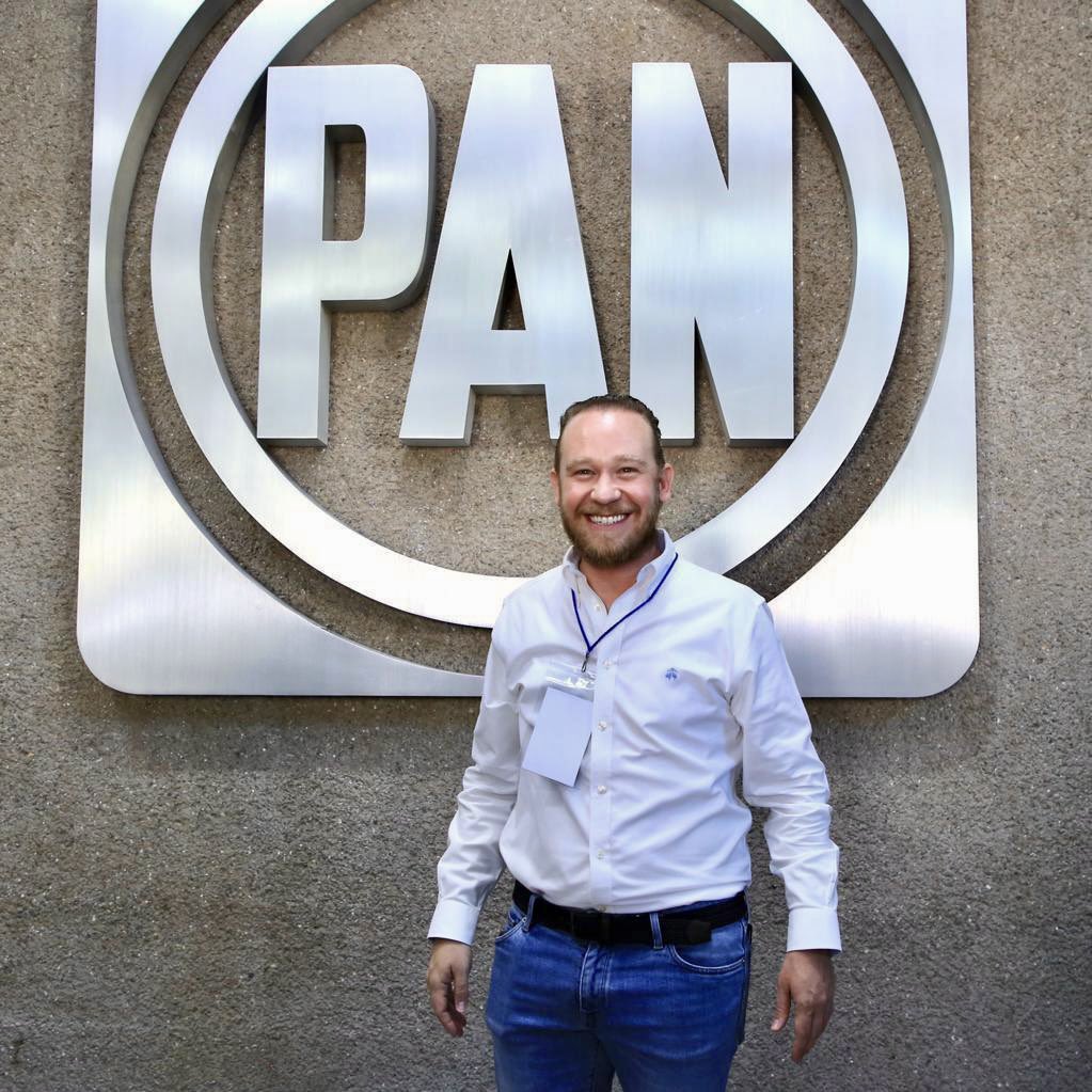 Ya estamos presentes en la reunión del Consejo Nacional de <a href="/AccionNacional/">Acción Nacional</a> , en las oficinas de #BenitoJuárez. Hoy exploraremos, de manera conjunta con la sociedad civil y otras fuerzas políticas, la implementación de mecanismos consultivos conjuntos.