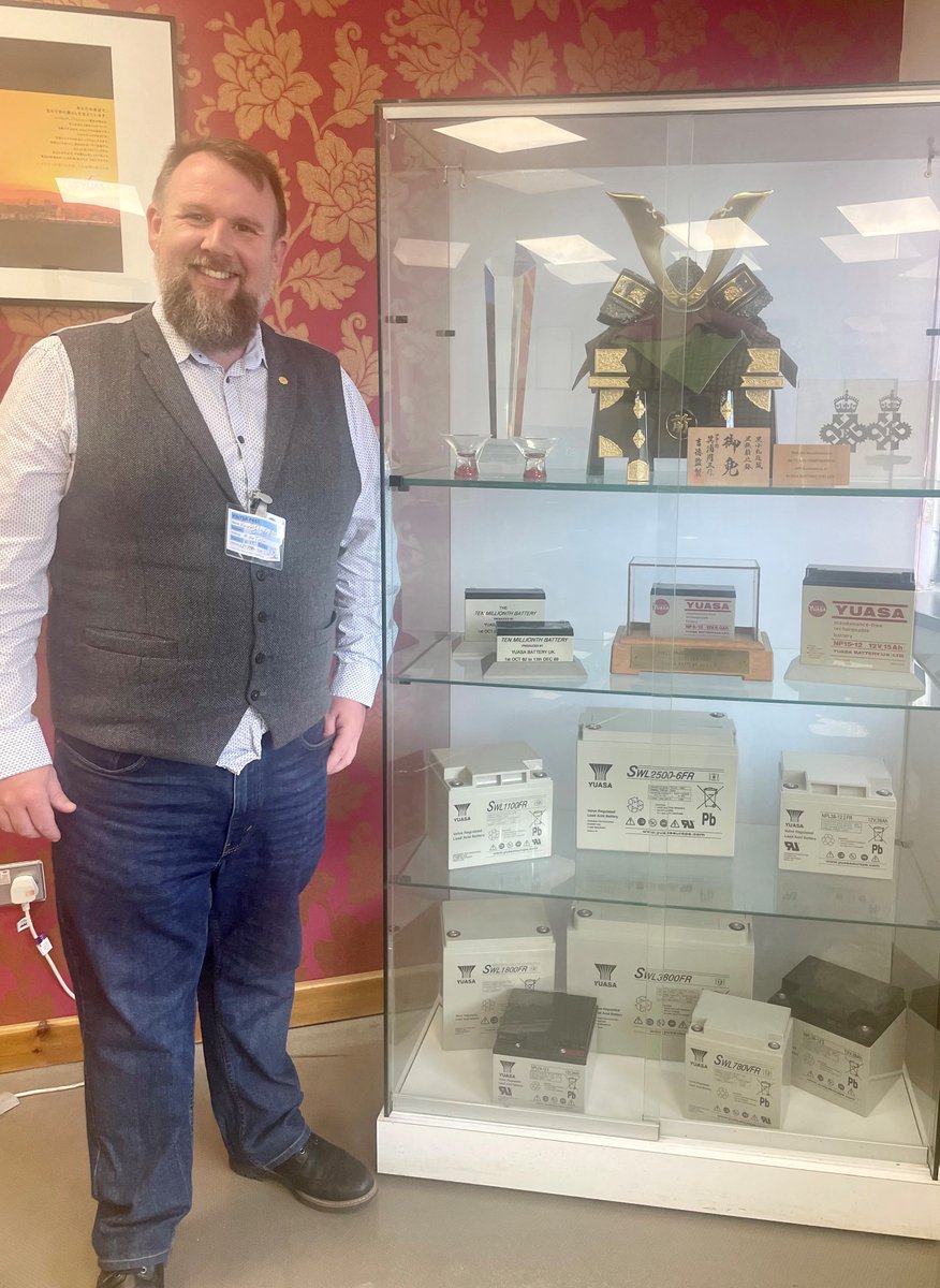 PeredurPlaid's tweet photo. Gwych i gwrdd â Iestyn o @Infinite_Renew a Mike yn @GSYuasaUK yr wythnos hon i glywed sut mae ffynonellau ynni adnewyddadwy yn cael eu harneisio i ostwng costau cynhyrchu i’r cyflogwr pwysig hwn yn Rassau. https://t.co/Sohso4wRcn