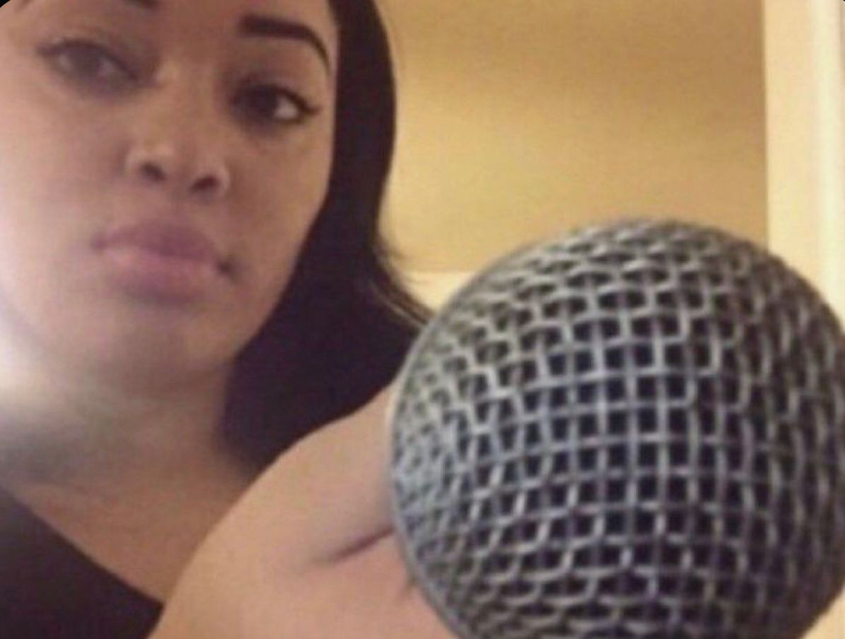 sotto questo tweet metto delle domande per quando siete annoiati ,citate il tweet non rispondete nei commenti