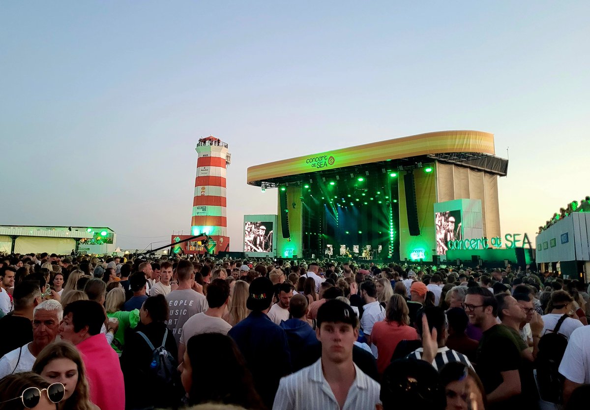 Een gelukkige Paskal van <a href="/blof/">BLØF</a> verzucht: "Wat waren het drie prachtige dagen".