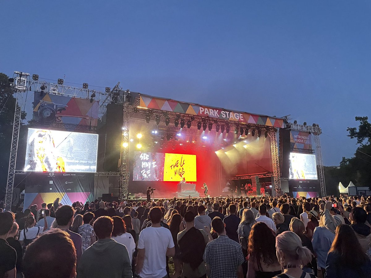 MattFieldUK's tweet image. 👏👏👏 @metronomeprague 🎶 

#WhiteLies #ToveLo #EveQuartet #MYDY #M83 #JamesHarries