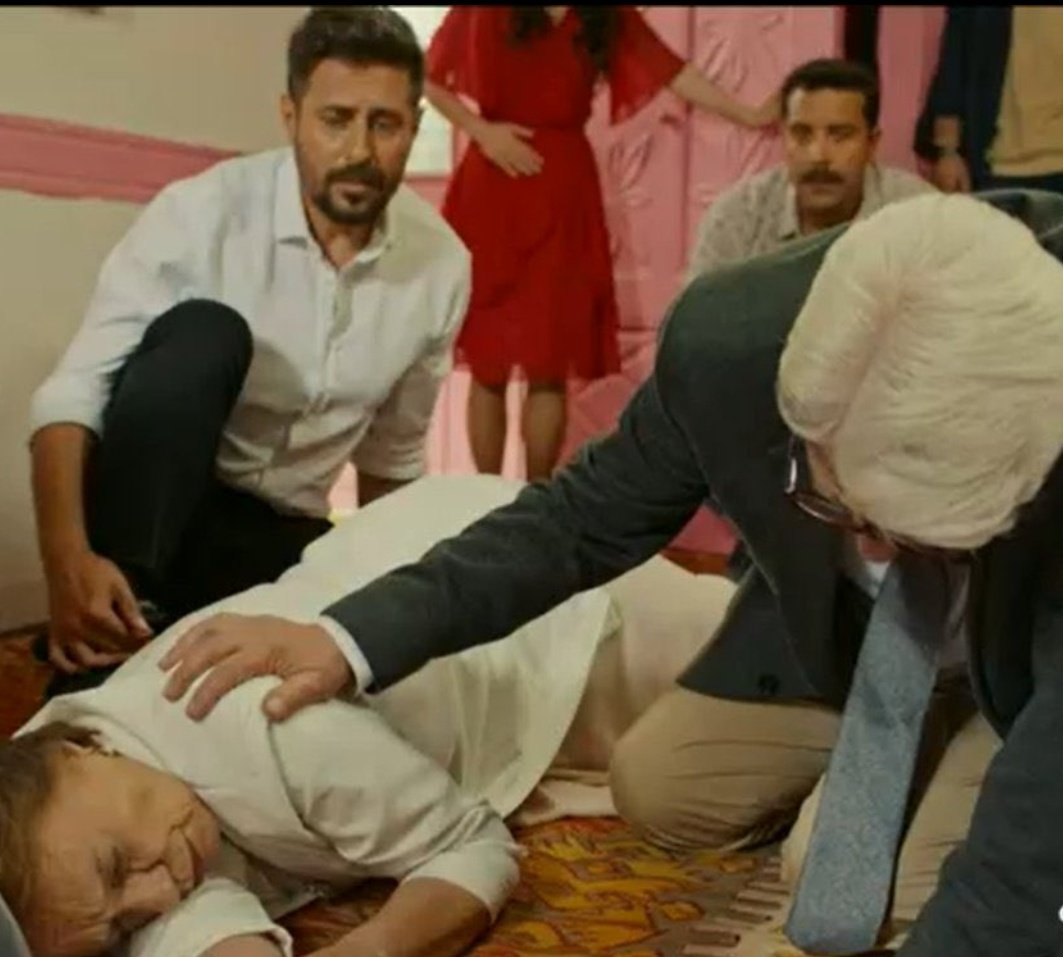 OzunMuaz's tweet photo. “İnsanın şifası yine insandır”dedi ve devam etti: Aşkın yaşı yoktur ama ölümün de saati yoktur.. geriye sadece geç kalınmış hayatlar, hayaller kalır bir yük gibi..😔
Bir yandanda Gittiği her yeri güzelleştiren insanlar var. Öyle insanlara denk gelesiniz🙂 

#GönülDağıAilesi https://t.co/ZrLPAWUpjj