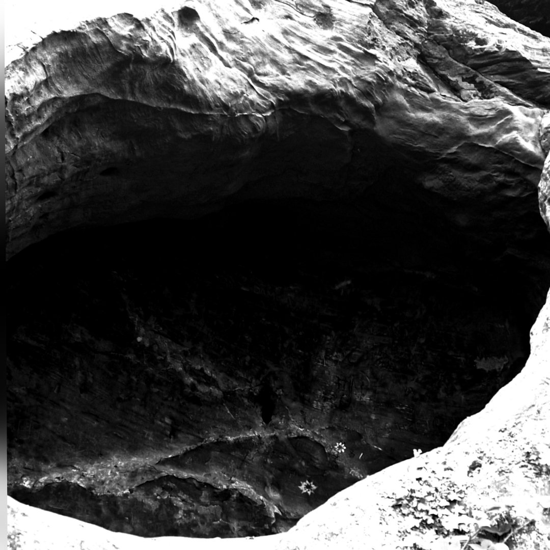 LordOfTheShado8's tweet photo. come to sit and educate at my right hand. #foras #lordoftheshadows #devilsspittlefulrock #nature #Altar #hollow #coldvoid #lefthandpath https://t.co/qVHGxEFQEC