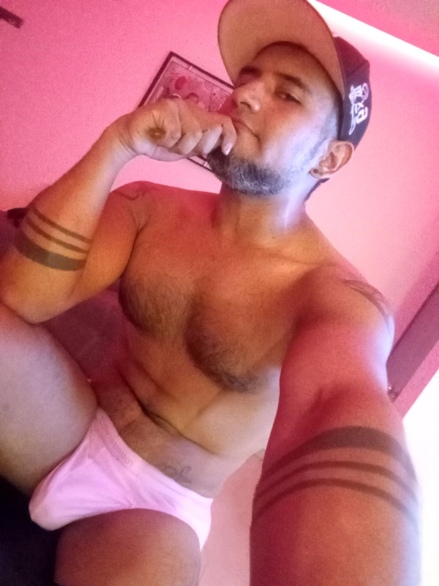 Amo el rosa en la piel morena 🤤