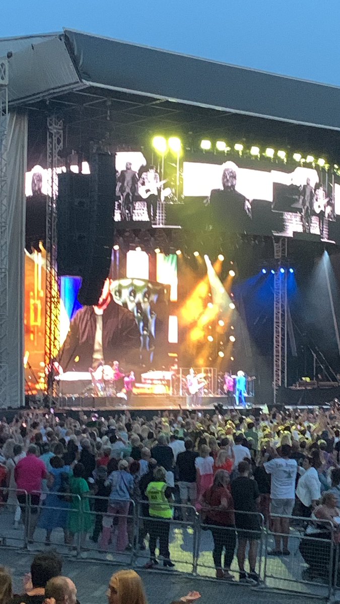 Fuck you putin from <a href="/rodstewart/">Sir Rod Stewart</a>