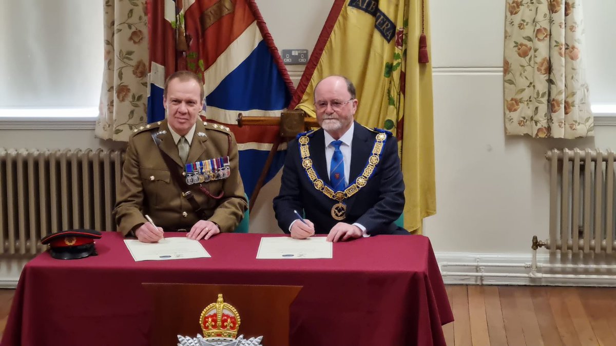On Armed Forces Day, Cumberland and Westmorland Freemasons are proud to support all  the Armed Forces.
#ArmedForcesDay 
#ArmedForcesCovenant 
#supportthosethatserve
@ProvinceofCandW