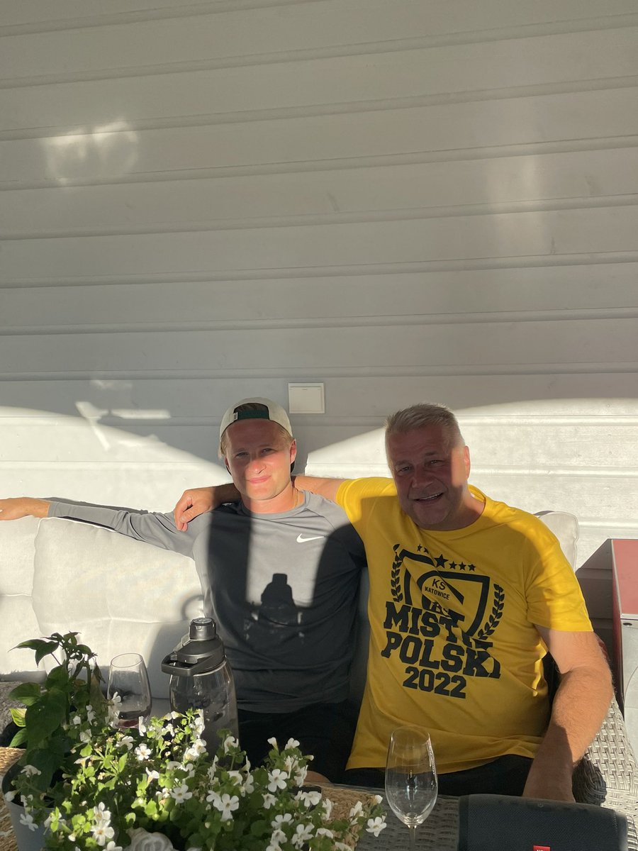 Hello Gieksa fans😎Best wishes from sunny Finland. It has been wonderful two years and i hope that you see this guy neat me next year👍