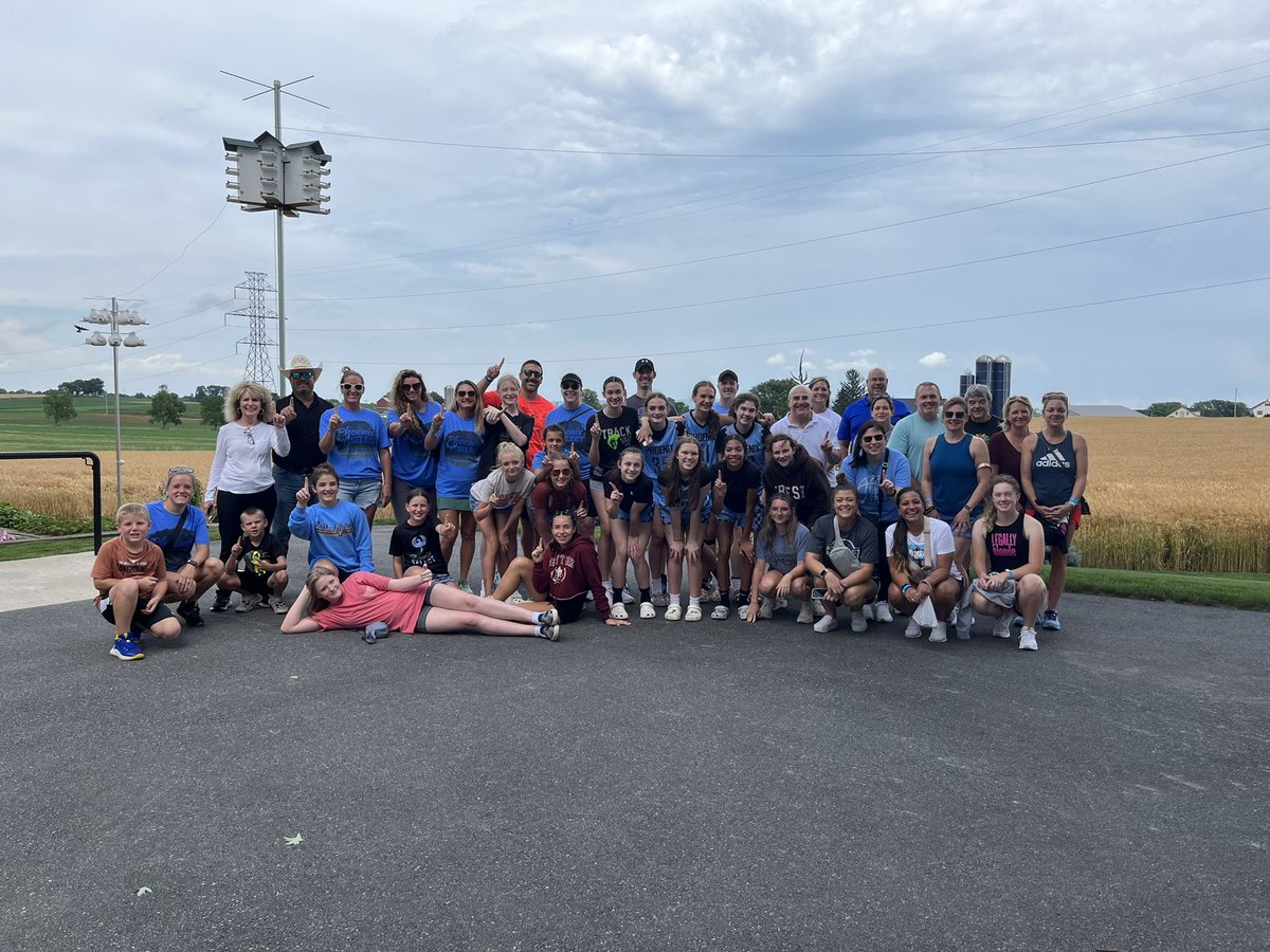 Phoenix in Amish Country! 
#makingMemories
#moreThanBasketball
#phoenixProud