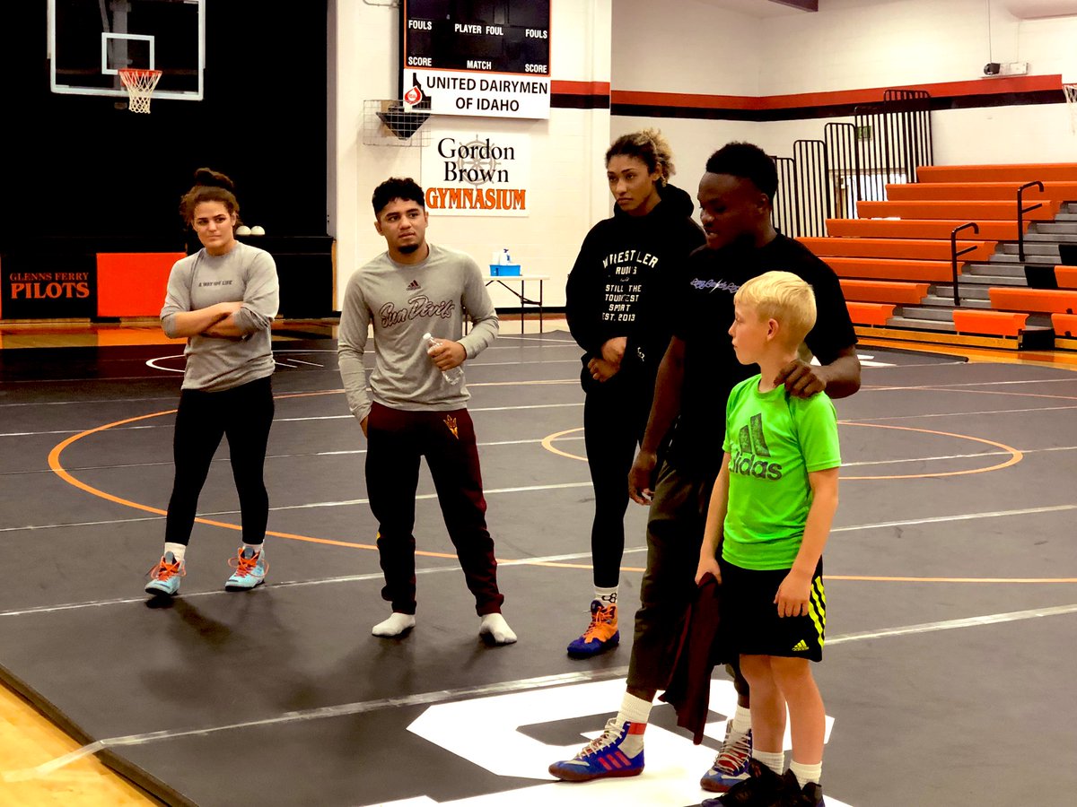 c_fisher5's tweet photo. Not only great wrestlers, but great people! Can’t thank them enough as well as Jason McCloud for bringing them out! “It’s a Way of Life” 
@MiraculousKC @JacoriTeemer @stunnamanrich @SFAgentJasonMC https://t.co/l5oLNfexZ9