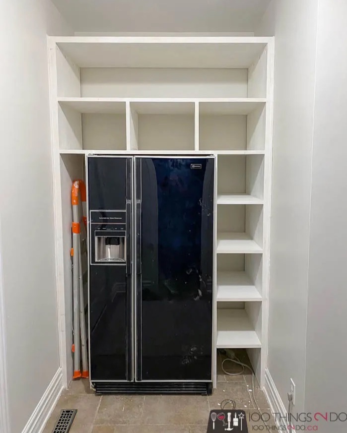 100_Things2Do's tweet image. Get creative with your mudroom storage! These DIY built-in shelves and cabinets will keep your space tidy and stylish. #DIYHomeDecor #BuiltInStorage #MudroomIdeas #diystorage #mudroomstorage #organizedspace
zurl.co/RomH