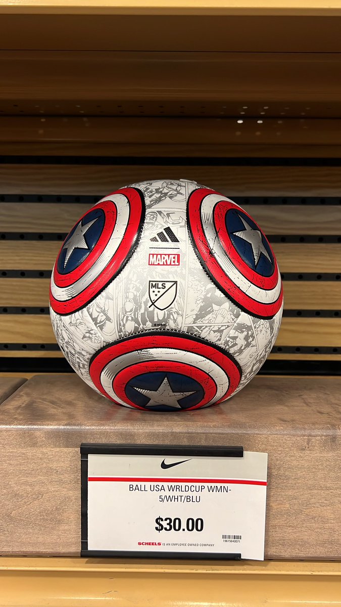 Okay. This ball is pretty sick 🔥😍
#MLS #Marvel #cf97