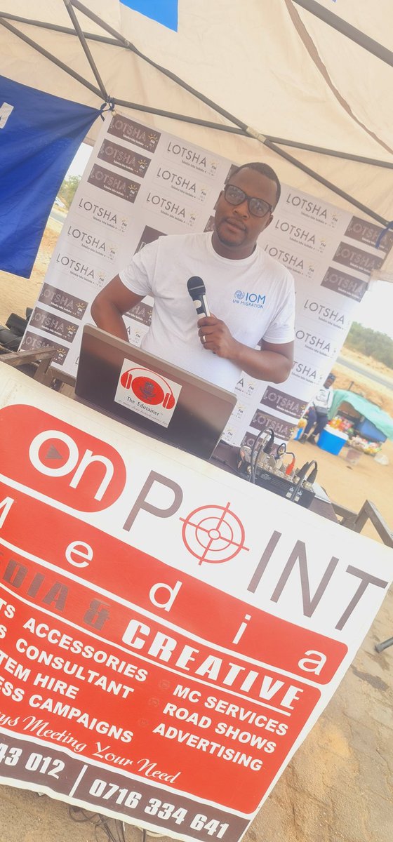 OnPointMedia4's tweet photo. Outside Broadcast with @LotshaFM program sponsored by @IOMZimbabwe - supported by EU
Presenter @LloydMungoni
#PAsystemhire #Awarenesscampaigns #Roadshows #Promotionaltours https://t.co/V5KORhG4iE