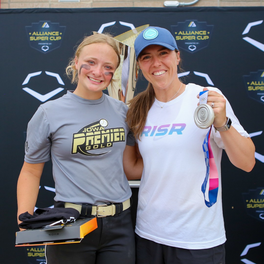 Now Loading: SUPER CUP 🏆

Throwback to last year 😍 See you in Colorado!

@EvoShield @thealliancefp @chiddy3

🥎

#thealliancefastpitch #alliancefastpitch #fastpitch #fastpitchsoftball #softball #travelsoftball #clubsoftball