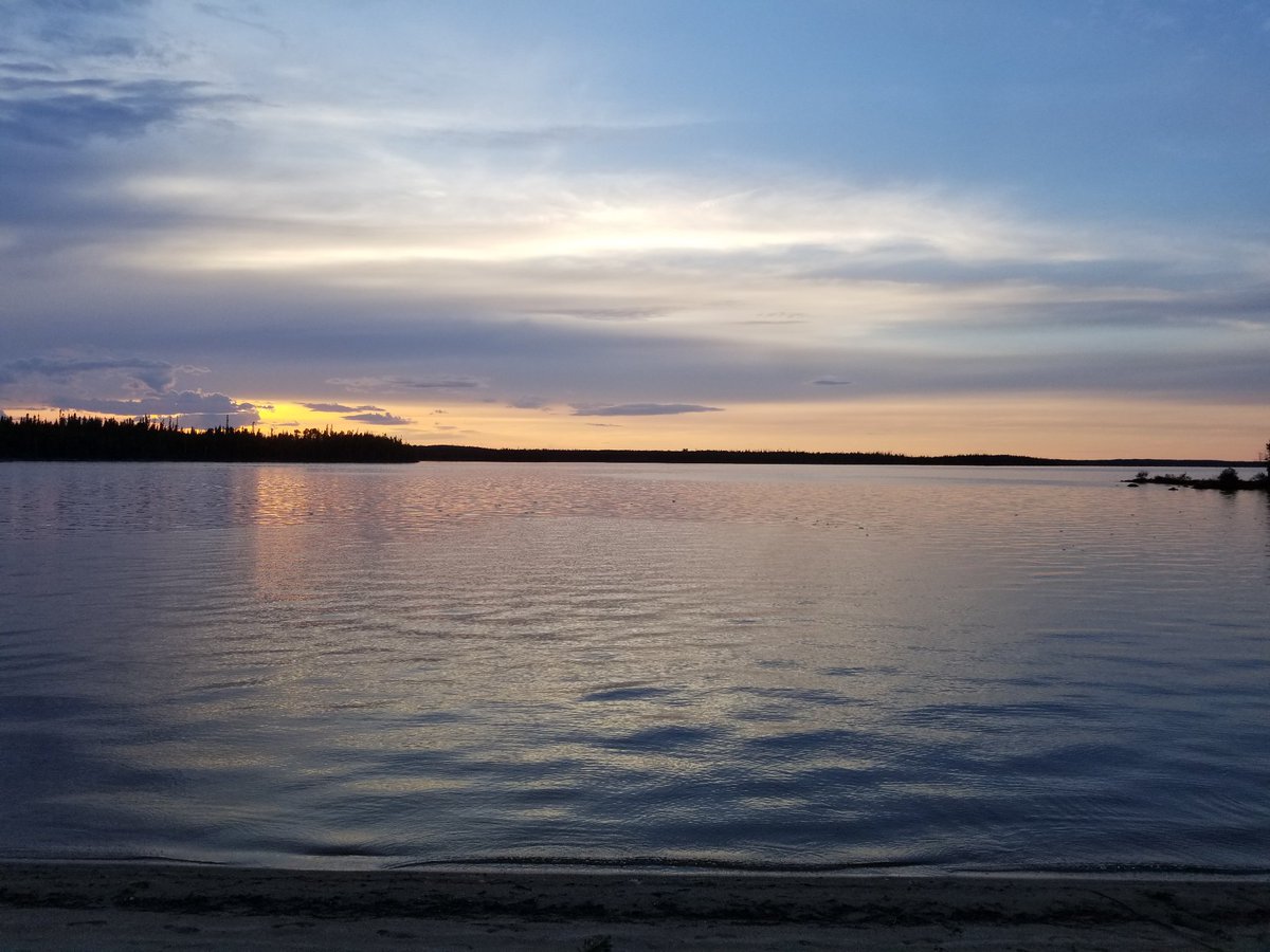 Amazing  sunset last night on Whitewater lake, Wabakimi Provincial Park.  
#wildernessnorth 
#Wabakimi #ontarioparks