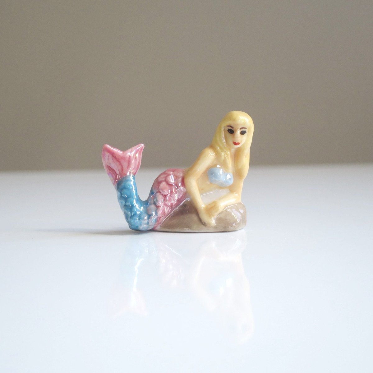 Miniature 1' Reclining Mermaid Bathing Beauty Figure tuppu.net/933dad53 #SwirlingO11 #EtsyteamUnity #SMILEtt23 #Vintage4Sale
