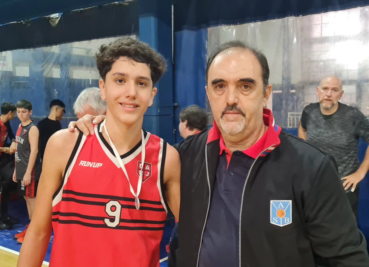asbprensa's tweet photo. #Formativas 🏀

🥇¡RIVADAVIA CAMPEÓN U16!

💥 El rojo venció a Almagro por 69-65 y se coronó campeón de la categoría

🏆¡Felicitaciones Campeones! https://t.co/bzO5nAlUsf