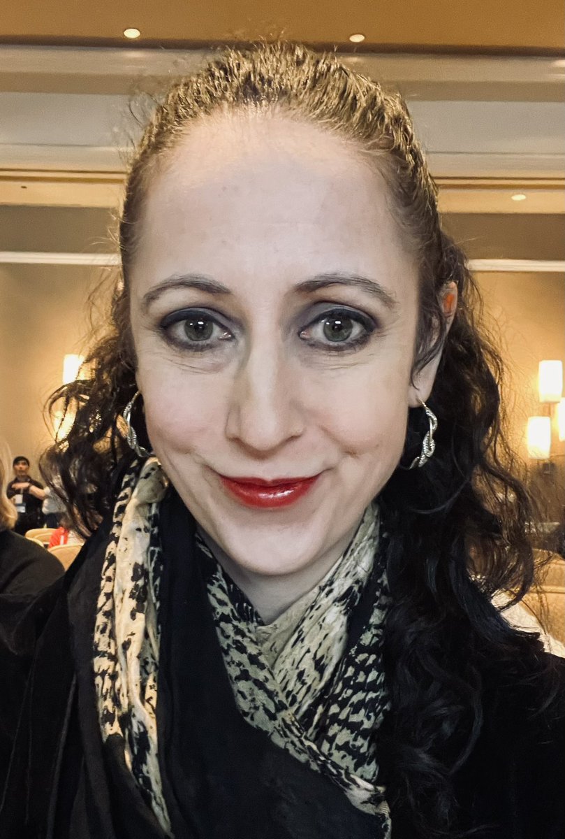 NYCNFDoc's tweet photo. Here in Scottsdale, AZ for the Neurofibromatosis Conference of 2023!I I am presenting early results from the drug trial of immunotherapy DPCP in NF1. I am learning a TON. This is the most amazing conference. #EndNF #WeFindAWay https://t.co/xApuoADEKM