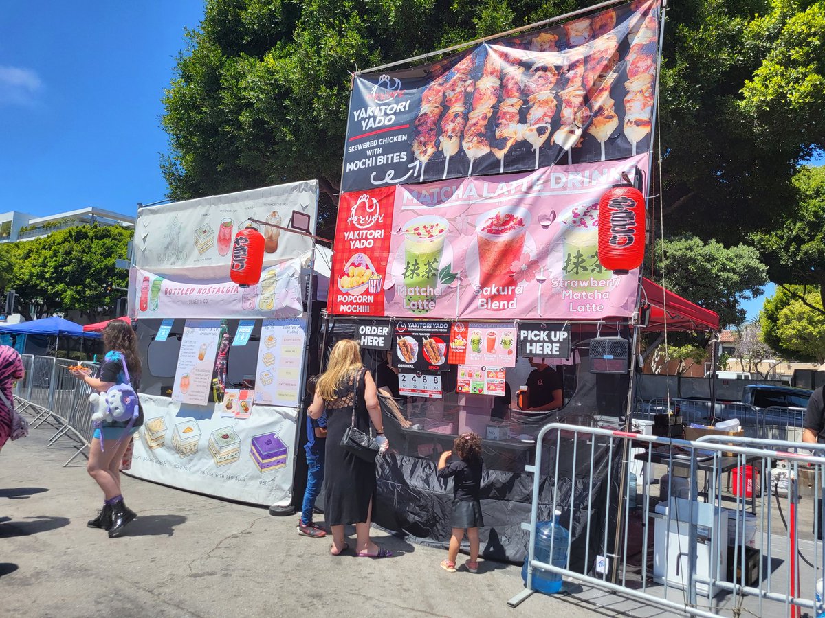 KotoriRod 🔞 Comms Open on Twitter "At a food market for the good