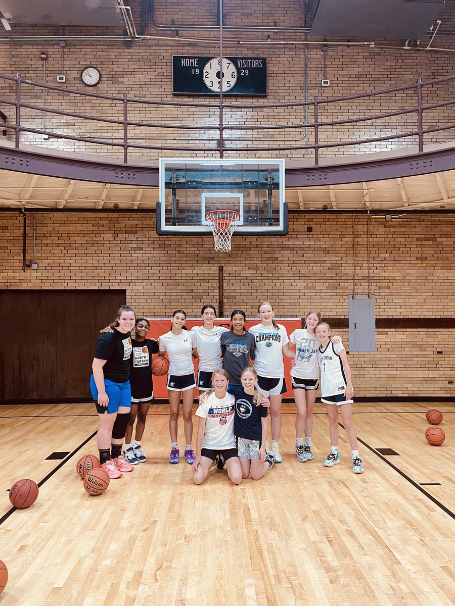 12U Nike finished 2-1 in pool play at the World Championships in Knoxville. <a href="/NorthTartan/">North Tartan</a>  <a href="/holman2029/">DemiHolman2029</a> <a href="/KimoraGivens/">Kimora Givens</a> <a href="/AshWilson2030/">Ashlee Wilson</a> <a href="/ChloeReedy2029/">Chloe Reedy</a> <a href="/JordanStaloch/">Jordan Staloch</a> 
<a href="/BeckettGreenway/">Beckett Greenway</a> 
<a href="/EllaTschida2029/">Ella Tschida</a>
<a href="/addison_campion/">Addison Campion - 2029</a> 
<a href="/AndieChangamire/">Andersyn Changamire</a>