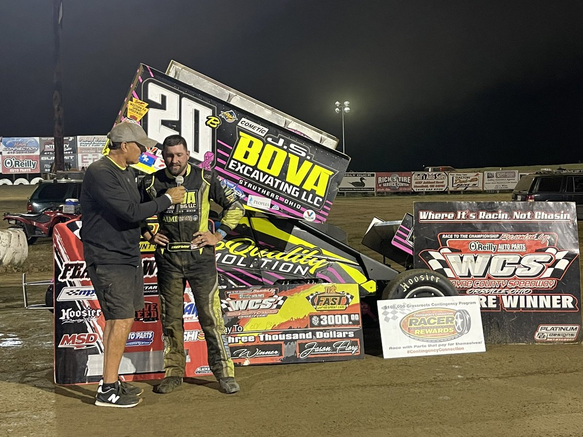 Cody Bova wins tonight’s FAST Sprint Car Series A Main!!