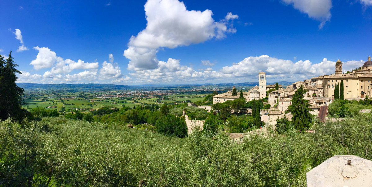 Cody_SCS's tweet photo. @CheahaCardworks Assisi, Italy. https://t.co/tjD399pPiV