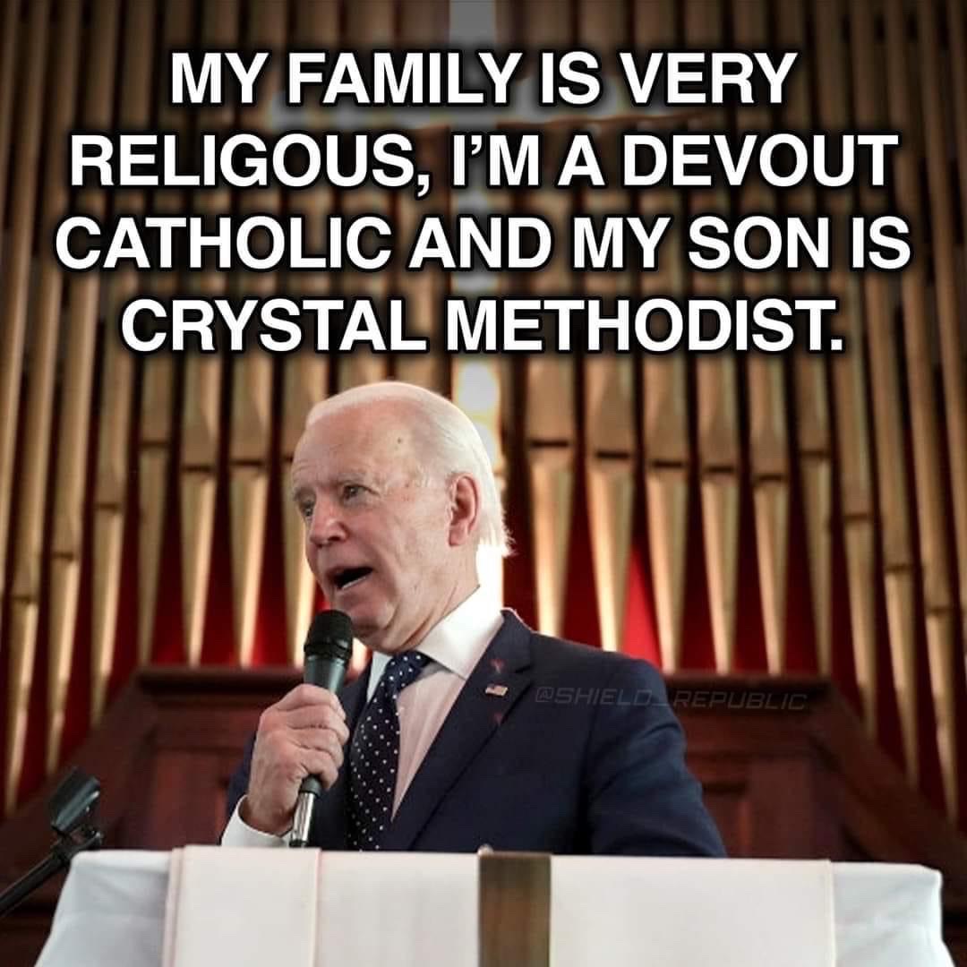 FAMOUSSHAMUSUSA's tweet photo. #TruthMemes, #Memes, #Biden, #Help, #Memes, #SadButTrue, #FJB https://t.co/UQbRqyIQ2h