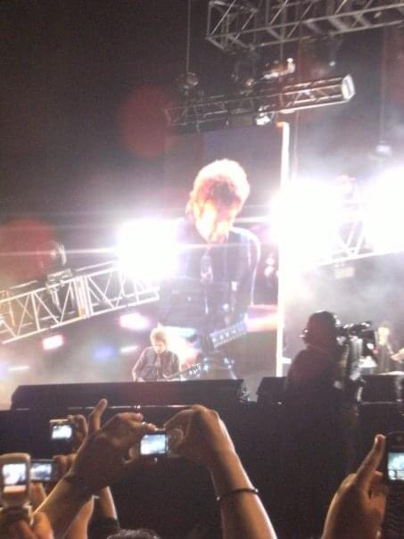 DanCanino's tweet photo. @Indie5051 Soda Stereo, Me Verás Volver, Ciudad de México, 15 de noviembre del 2007. https://t.co/HreK62500O