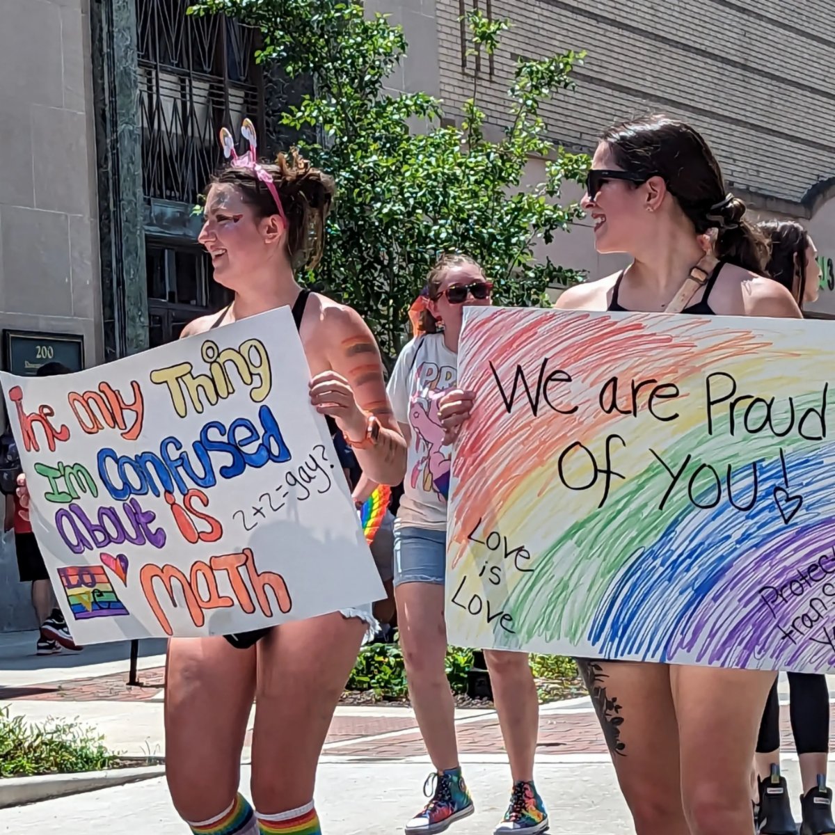 SussexLGBTYouth's tweet photo. Excited to be at #SalisburyPride today! See more photos at https://t.co/iZkurhjERg #SBYPride #SussexPrideYouth #SussexPrideShots https://t.co/fXPmIbKbRZ
