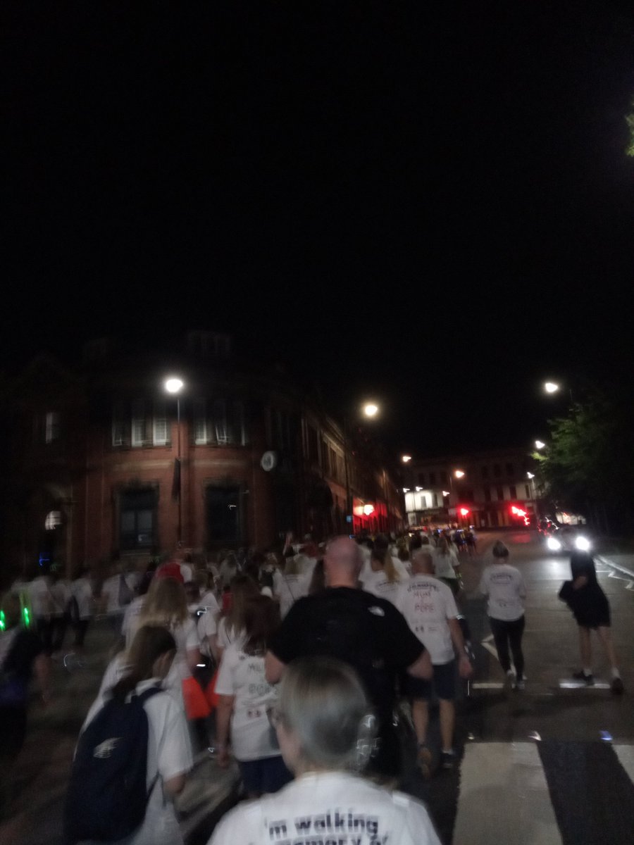 kevjohnson77's tweet image. What a fantastic event organised by the @RotherHosp, tonights #midnightmemorywalk was brilliant, so proud of everyone who did it an the volunteers. Ended up doing over 17km and at the Masons but had a laugh, even got told I smelt amazing 😂 well done all #rufc