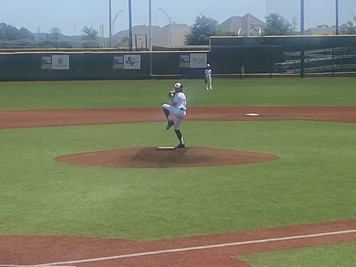 Anne Halsey tweet media