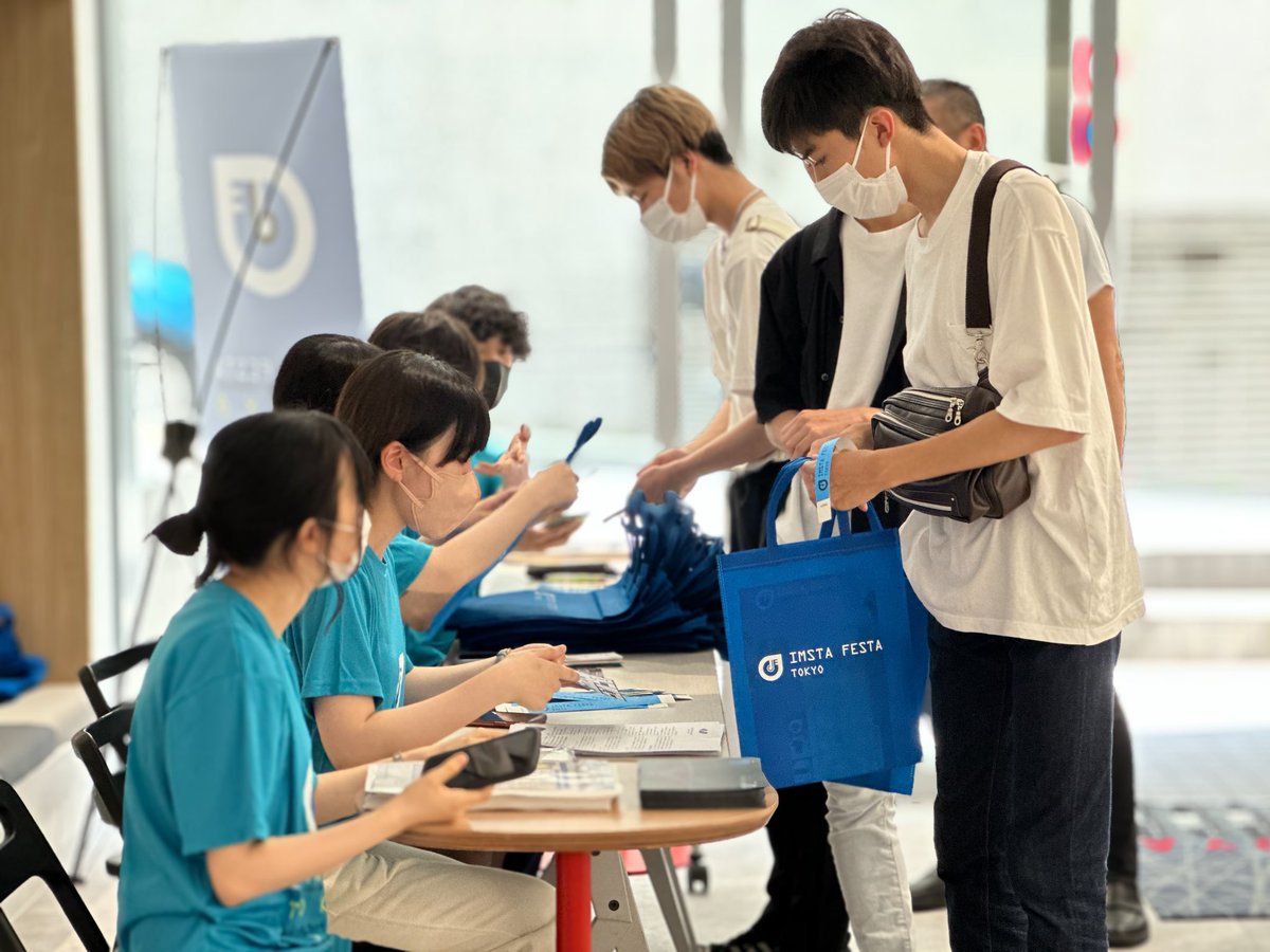 ikmultimedia_jp's tweet photo. #IMSTAFESTA #IMSTAFESTATOKYO
#iLoudPrecision #AXEIOONE #iRigKeysIO #AmpliTube #TONEX #MODOBASS #MODODRUM #TRackS #MixBox #SampleTank4 #Syntronik #SampleTron #LurssenMasteringConsole https://t.co/mCGnAjk45B