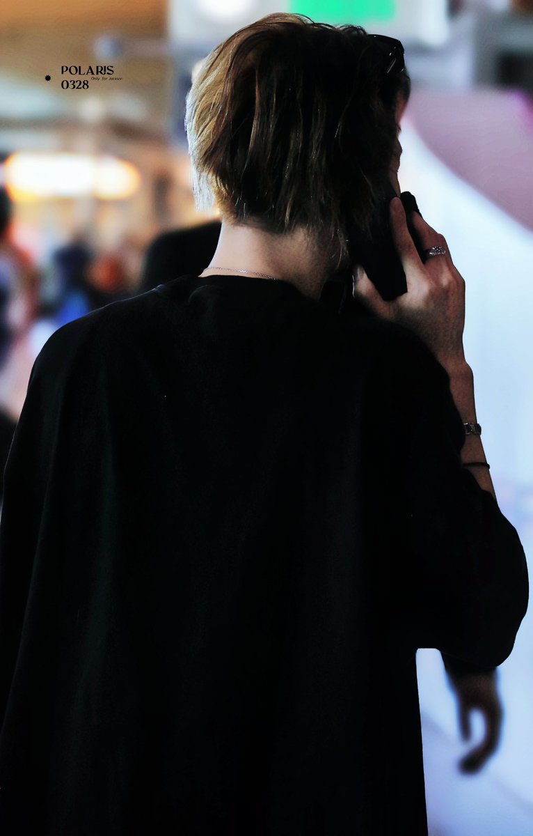 jacksonwangbr_'s tweet photo. [FOTO] Jackson no aeroporto de Paris

cr: POLARIS0328

#JacksonWang https://t.co/s2gqXAbkCI