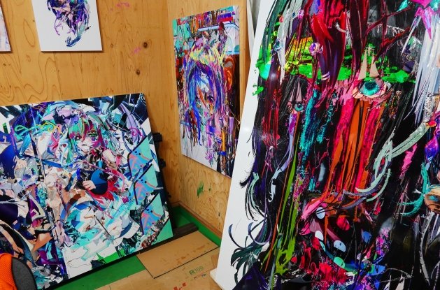 梅沢和木氏個展開催に合わせ,梅ラボ×chlomaコラボTシャツを2型製作しま