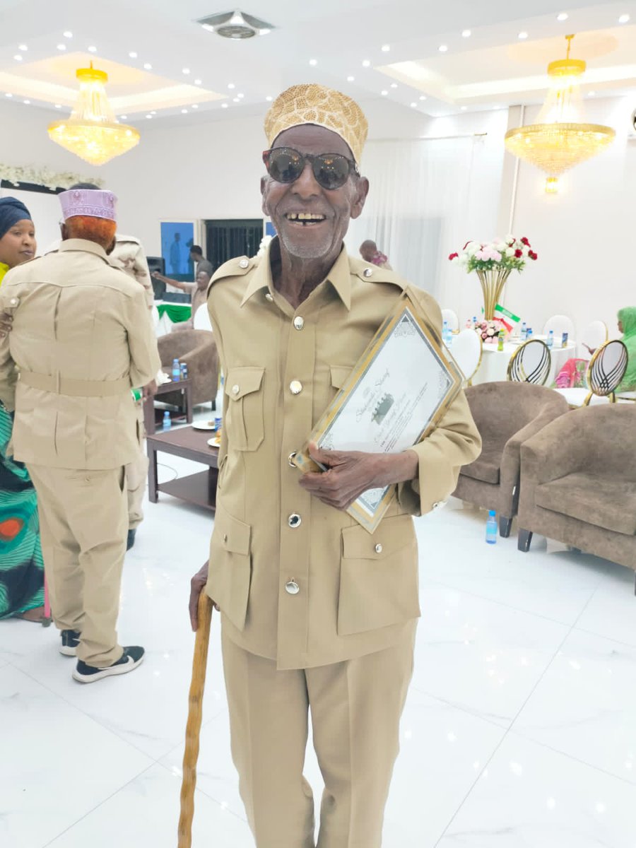 M_A_H_OmarHashi's tweet photo. Not all heroes wear a cape.
Know Your -Story and My -Story and don't be so focused on His -Story!!!
#Somaliland Scouts
@RAdvocates13471
#Somalilanders stand up!
#Sonaliland Ha Noolato https://t.co/EjspBwD6RP