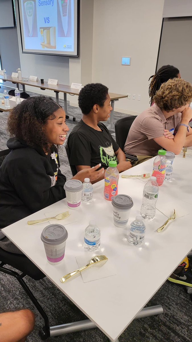 Chagrin Falls Park Community Center tweet media