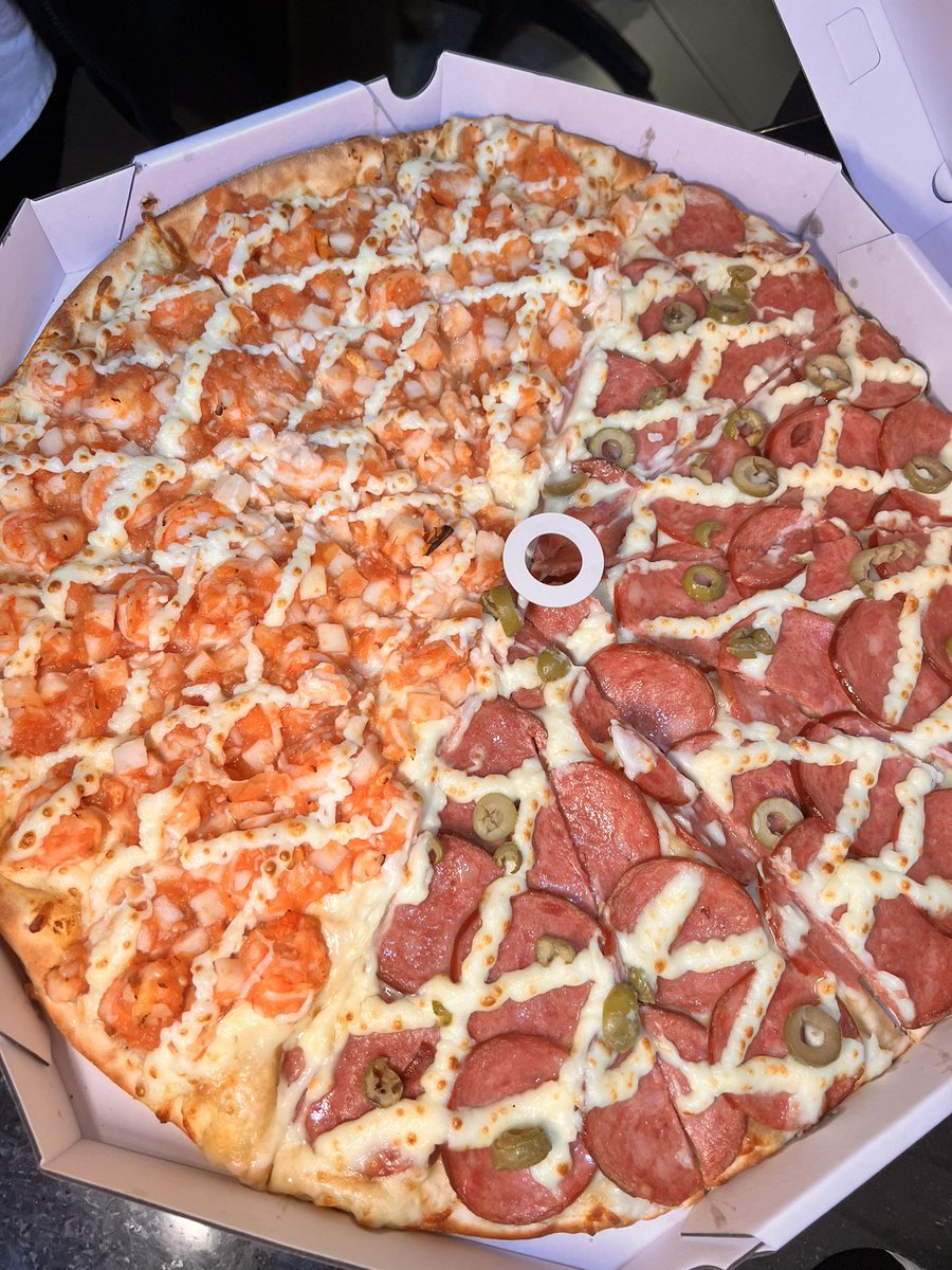 Só queria dizer que vocês estão viciados na Pizza de Camarão 🫣