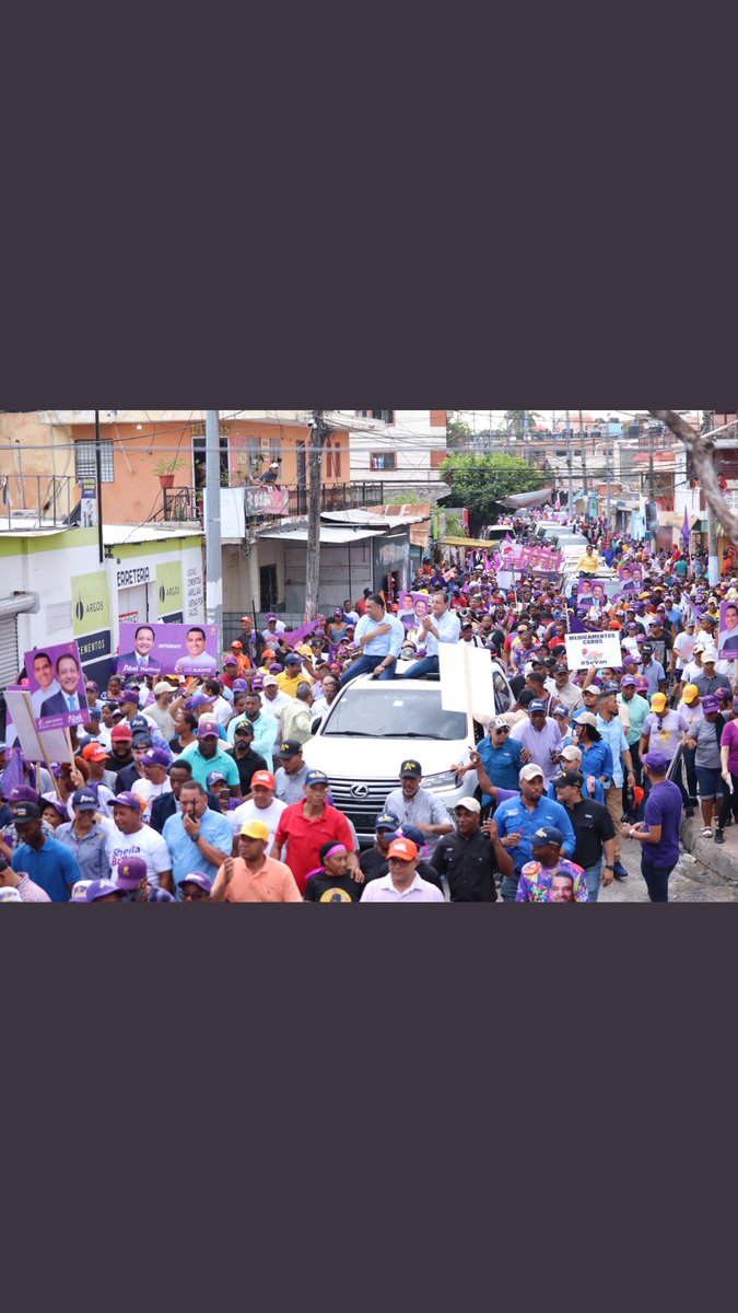MovimientoLabo2's tweet photo. RECOJAN QUE SDE ES DEL PLD.

Arranca la Marcha por el alto costo de la vida, la inseguridad, los apagones y por la mejora de los servicios. Abel Martinez Presidente, Luis Alberto Alcalde. #SDEmarcha #AguantenQueFaltaPoco https://t.co/lNpf8d7Dy3
