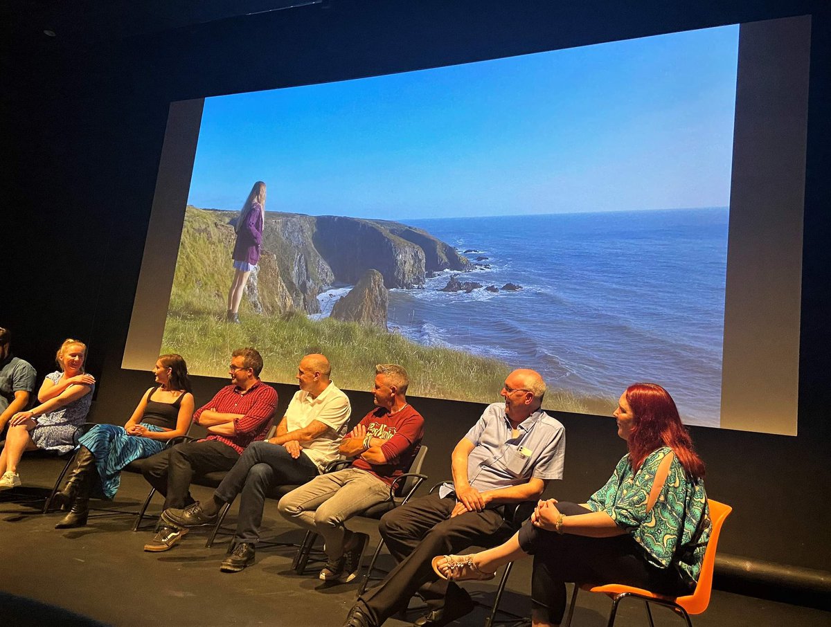 FiachraOCr's tweet photo. Delighted to be in @garterlane for premiere of “The Truth”

Latest project from #RedLeadProductions working with artist Philip Cullen

Shot to great effect in Bunmahon, Tramore &amp; Waterford 

#Waterford putting it’s best foot forward in cinema https://t.co/aGIjUs3Vjq