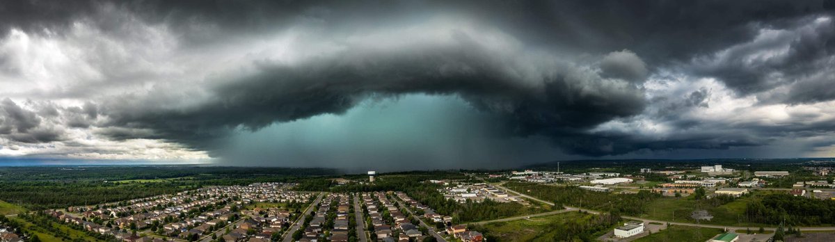 kingstonist's tweet photo. Panoramic view of this afternoon’s storm as seen from the west end. 
📷: @ACPhoto83 #ygk https://t.co/6zU5VMnwVg