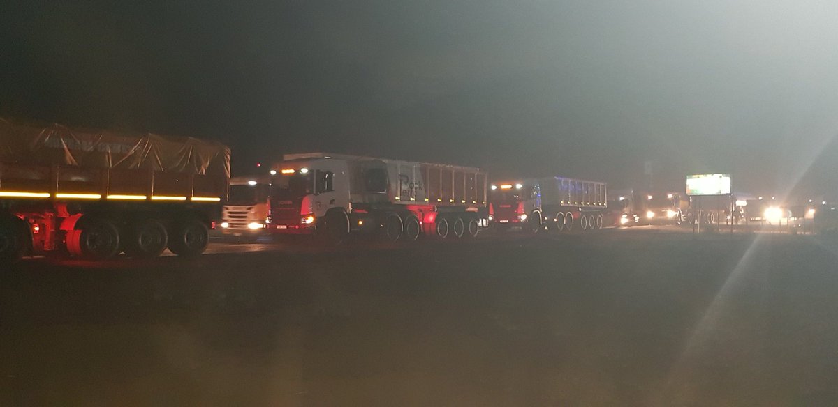 NiiteB's tweet photo. Kama uko Kwa hii jam ya Naivasha, wave 👋 https://t.co/sbgTI72EhQ