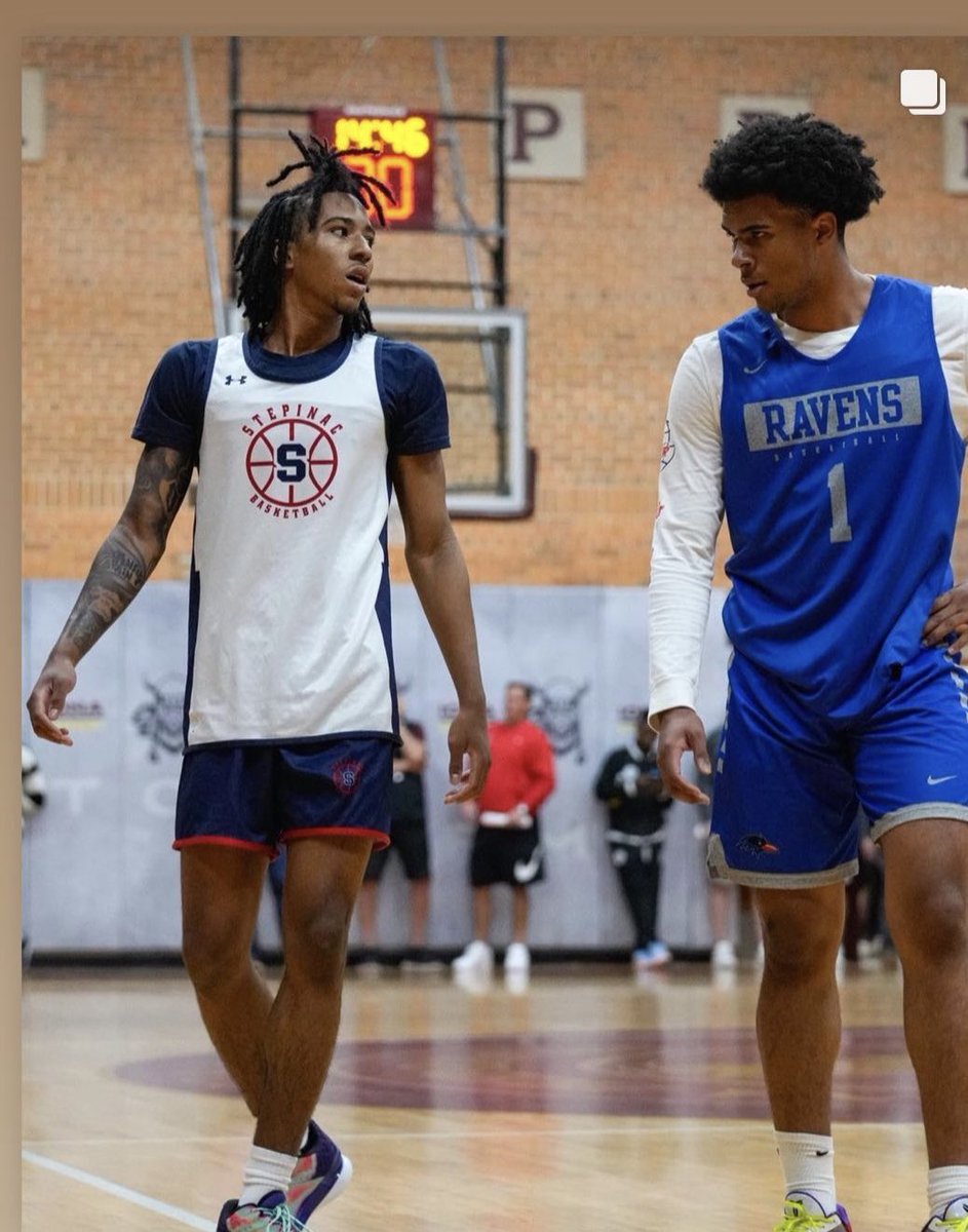 @bstoresjr (on the right) Hi IQ Player !! Nationally Rank Top 50.Always up to defend the best player on the opposing team. Proven Scorer (top 10 maybe top 5 EYBL in his division). Overall Great Kid on and off the court. A High Character Kid with a work ethic!  @theplayersO